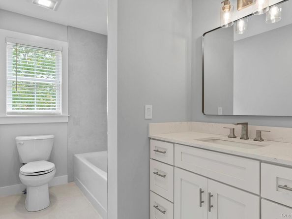 7 Fanning Avenue, Hampton Bays NY 11946