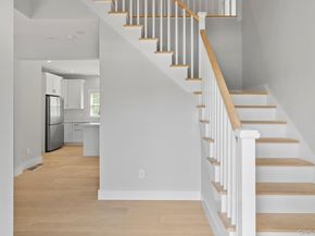 7 Fanning Avenue, Hampton Bays NY 11946