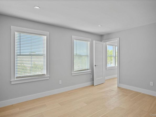 7 Fanning Avenue, Hampton Bays NY 11946