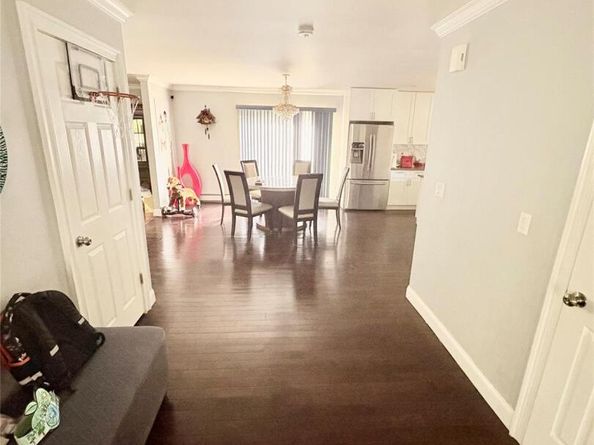 722 Palmetto Drive, Franklin Square NY 11010
