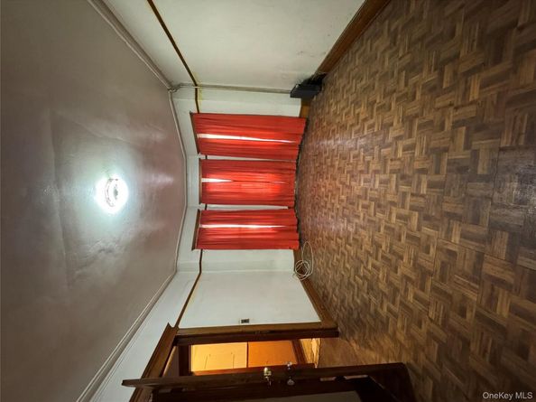 430 pine Street, Brooklyn NY 11208