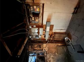 430 pine Street, Brooklyn NY 11208