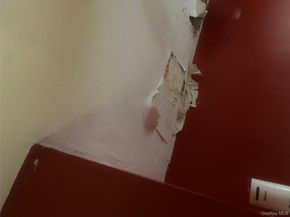 2713 Eastchester Road, Bronx NY 10469