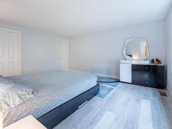 5 Teramar Way, White Plains NY 10607