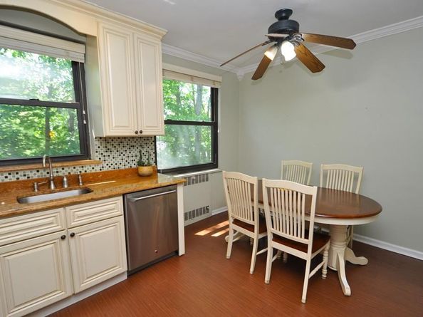 67 Rockledge Road 2A, Hartsdale NY 10530