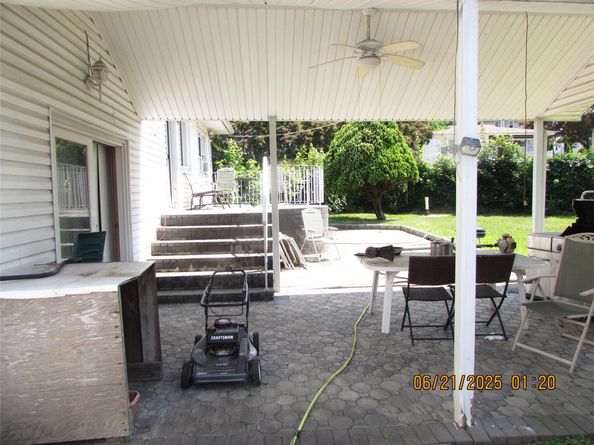 1 Cheshire Lane, Yonkers NY 10710