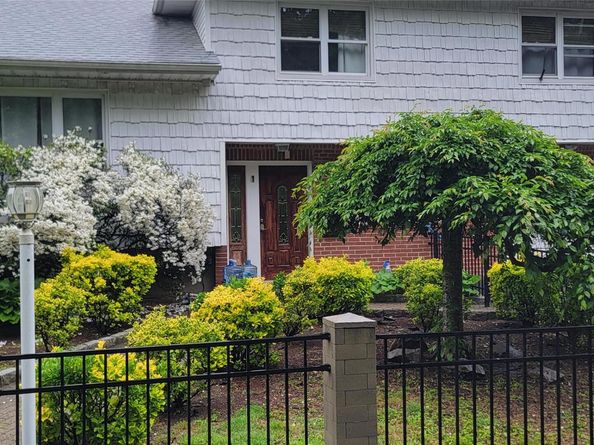 1 Cheshire Lane, Yonkers NY 10710