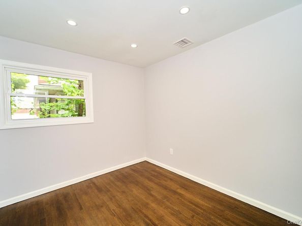 133 S 7th Street, Bethpage NY 11714