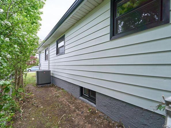 133 S 7th Street, Bethpage NY 11714