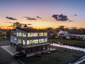 200 Lot A Clocks Boulevard, Massapequa NY 11758