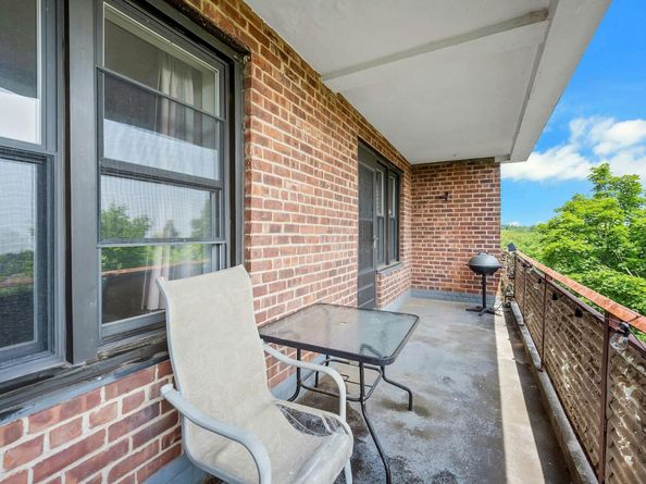 315 King Street 5C, Port Chester NY 10573