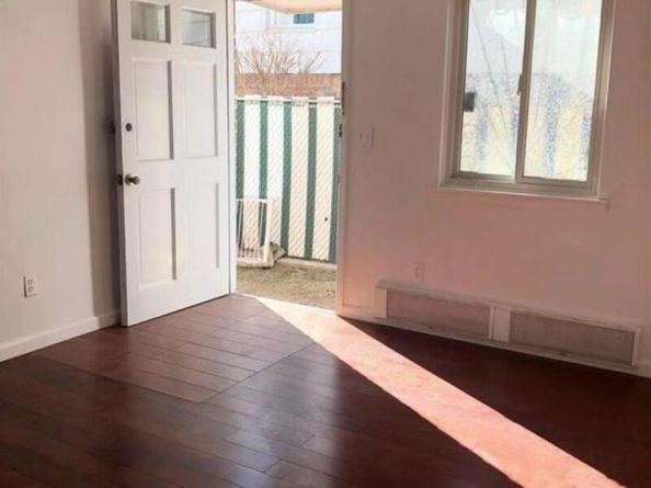 154-11 17th Avenue, Whitestone NY 11357
