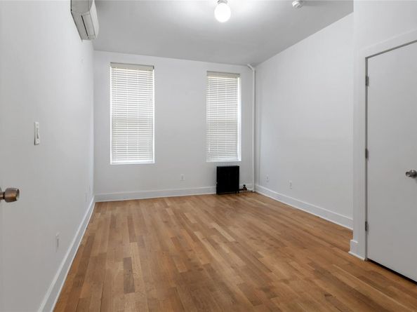 322 E 151st Street, Bronx NY 10451