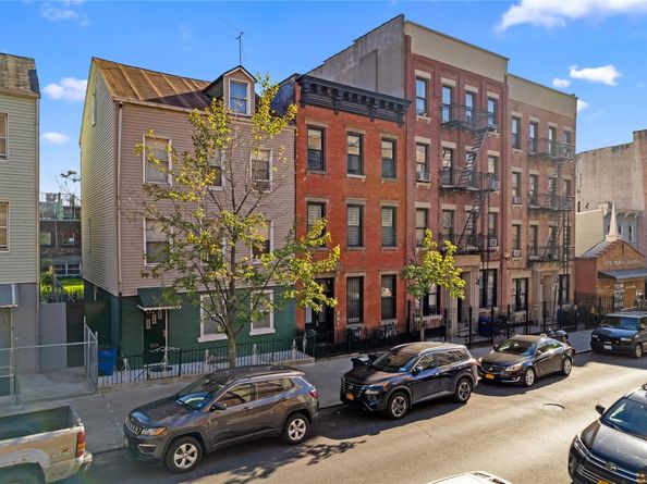 322 E 151st Street, Bronx NY 10451