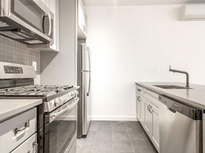 322 E 151st Street, Bronx NY 10451