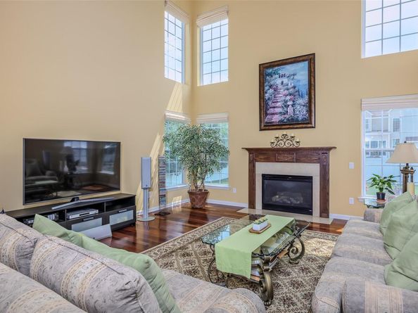 9 Avolet Court, Mount Sinai NY 11766