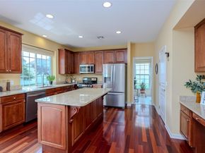 9 Avolet Court, Mount Sinai NY 11766