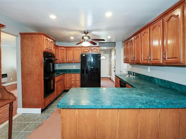 28 Brookdale Road, Glen Cove NY 11542