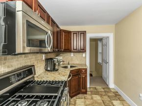 75 Anstice Street, Oyster Bay NY 11771