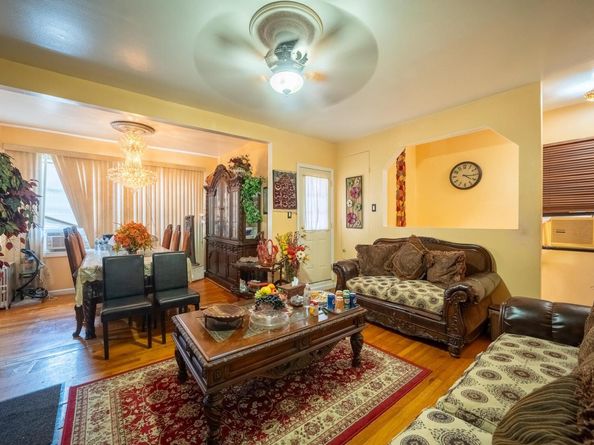 21 Brighton 10th Path, Brooklyn NY 11235