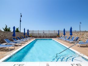 260 W Broadway 2G, Long Beach NY 11561