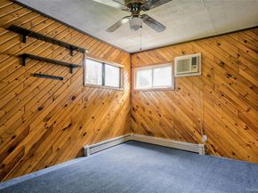 465 N Monroe Avenue, Lindenhurst NY 11757