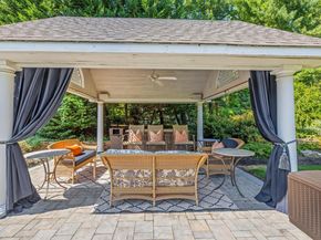 4 Country Meadow Court, Melville NY 11747