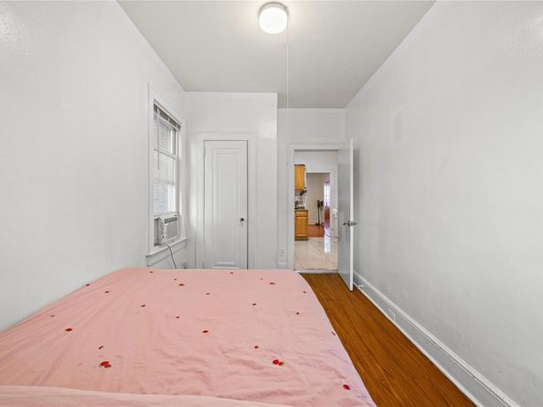 12141 6th Avenue, College Point NY 11356
