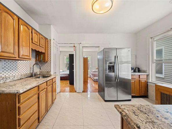12141 6th Avenue, College Point NY 11356