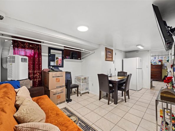 12141 6th Avenue, College Point NY 11356