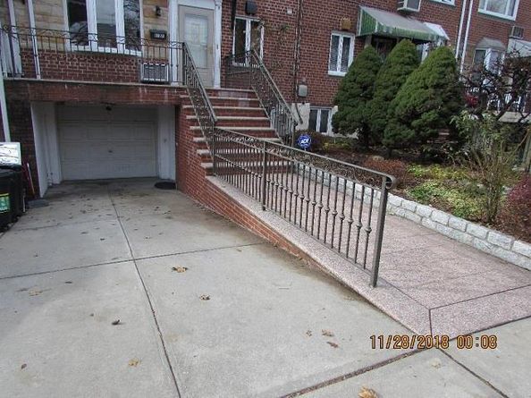 61-56 70th Street, Middle Village NY 11379