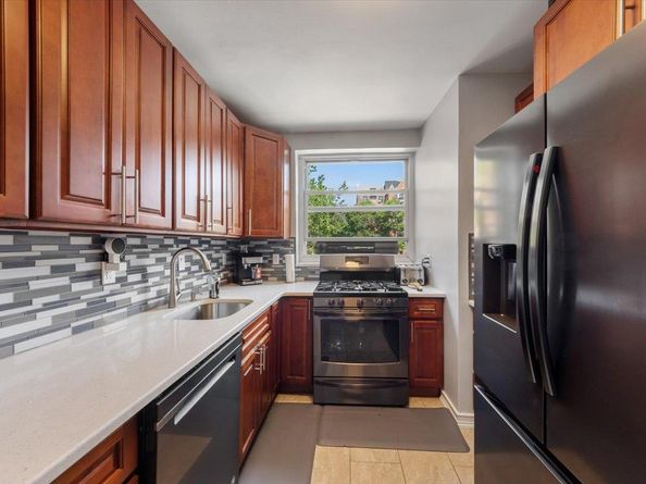 804 Bronx River 3E, Bronxville NY 10708