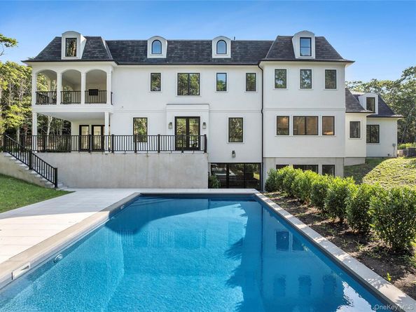 3360 Wunneweta Road, Cutchogue NY 11935