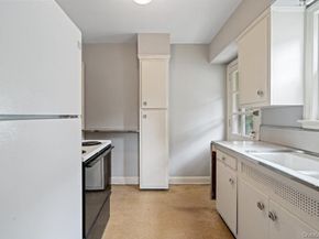 28 Redwood Road, New Hyde Park NY 11040