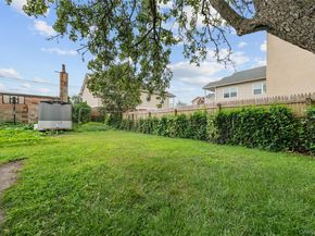9 Willow Street, Glen Cove NY 11542