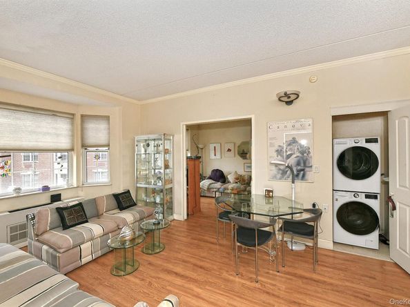 50 Merrick Avenue 307, East Meadow NY 11554