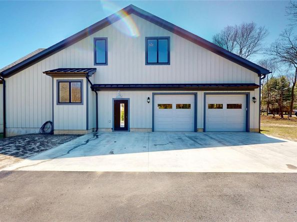 17 Moriches Avenue, East Moriches NY 11940