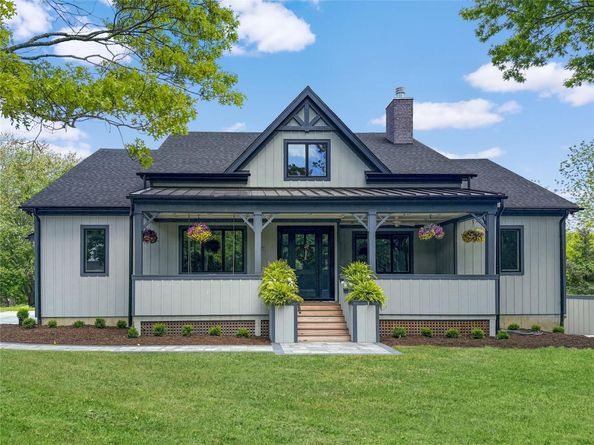 17 Moriches Avenue, East Moriches NY 11940