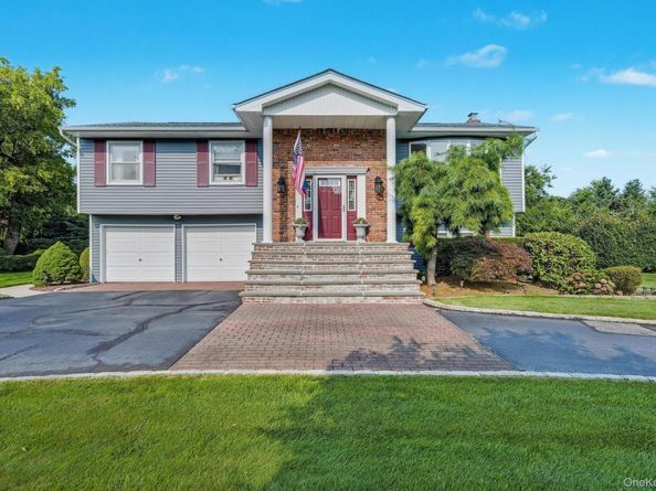 20 Peppermint Road, Commack NY 11725