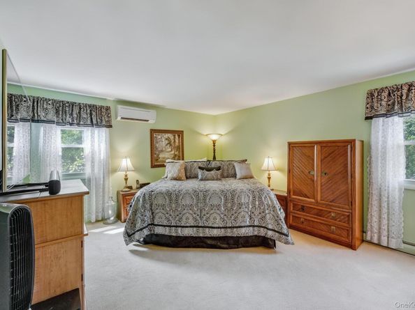 20 Peppermint Road, Commack NY 11725