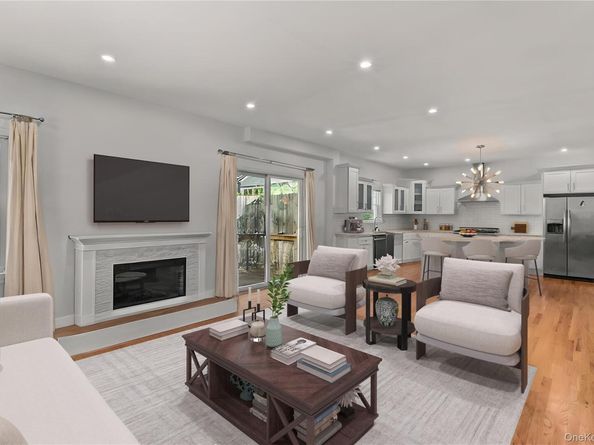 106 Surf Road, Lindenhurst NY 11757
