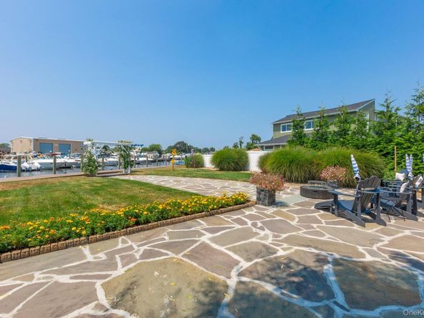 106 Surf Road, Lindenhurst NY 11757