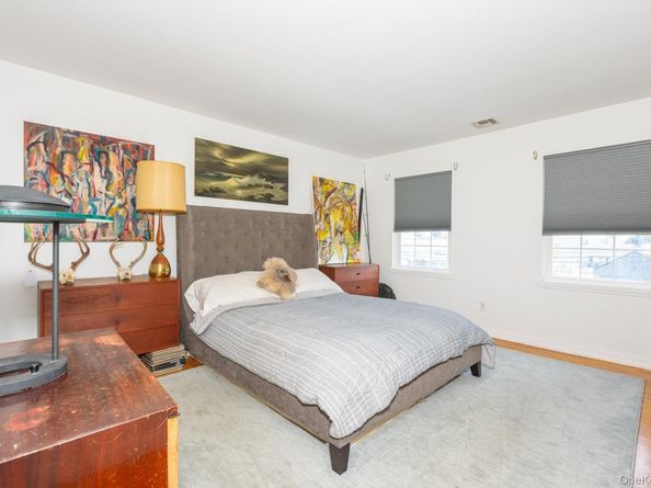 106 Surf Road, Lindenhurst NY 11757