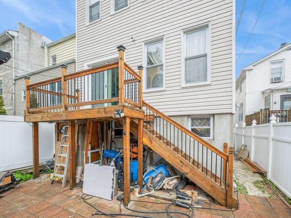 845 Kinsella Street, Bronx NY 10462