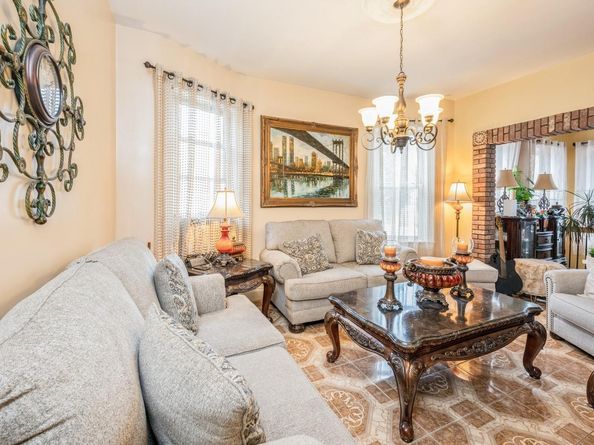 845 Kinsella Street, Bronx NY 10462
