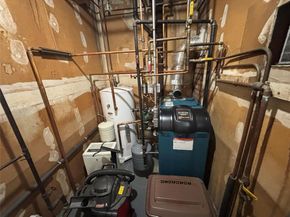 557 Southside Avenue, Freeport NY 11520