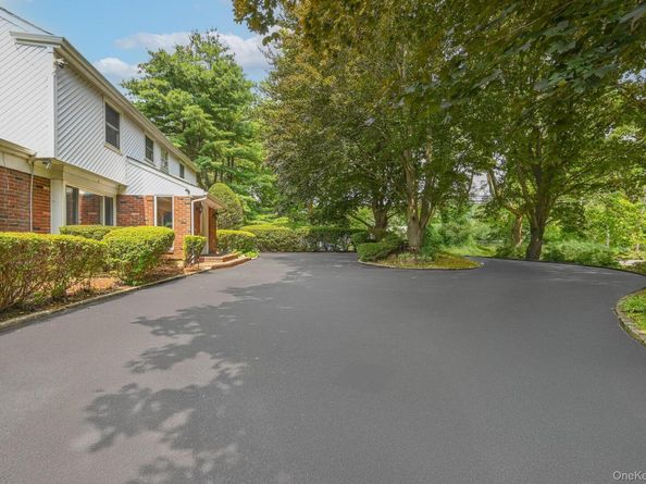 23 Pettit Drive, Dix Hills NY 11746