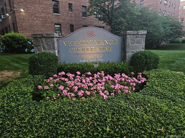 2 Fisher Drive 618, Mount Vernon NY 10552