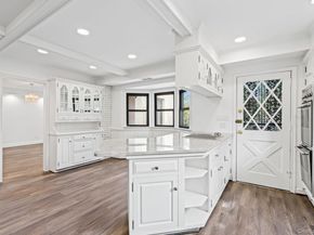 12 Foxhurst Court, Manhasset Hills NY 11040
