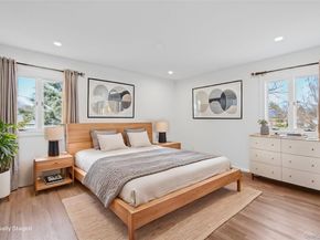12 Foxhurst Court, Manhasset Hills NY 11040